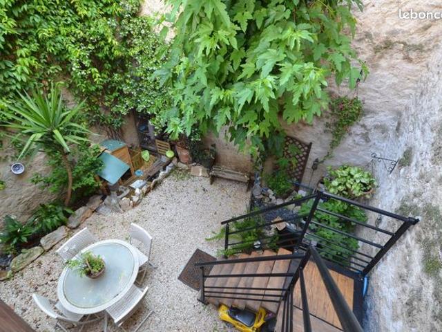 Maison vente à Nîmes, Bezouce