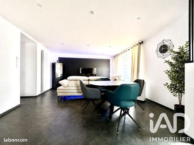 Maison vente à Villefranche-de-Rouergue, Tauriac-de-naucelle