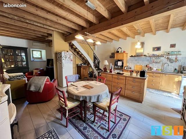 Maison vente à Bagnères-de-Bigorre, Troubat