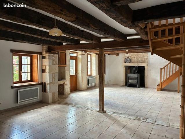 Maison vente à Montmorillon, Brux