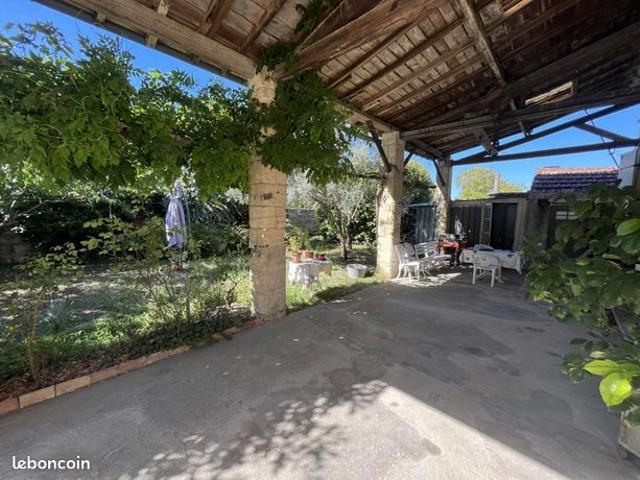 Maison vente à Lussac, Charente-Maritime
