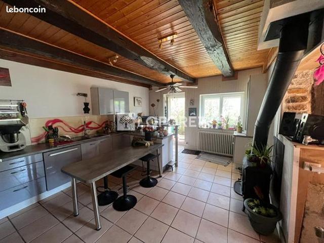 Maison vente à Lons-le-Saunier, Digna