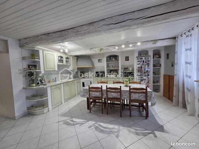 Maison vente à Confolens, Villefagnan