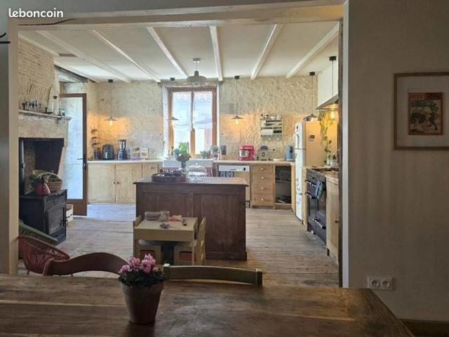 Maison vente à Angoulême, Salles-lavalette