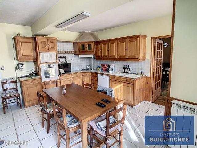 Maison vente à Sens, Bourgogne-Franche-Comté