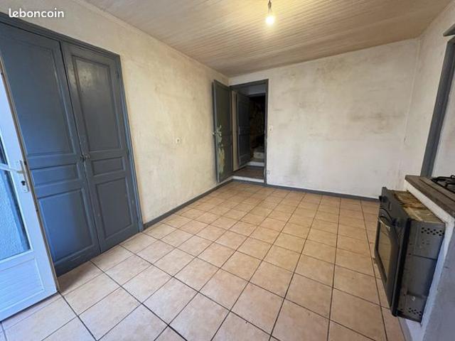 Maison vente à Apt, Ansouis