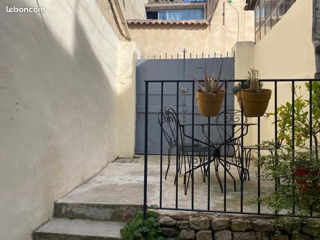 Maison vente à Carpentras, Pernes-les-fontaines