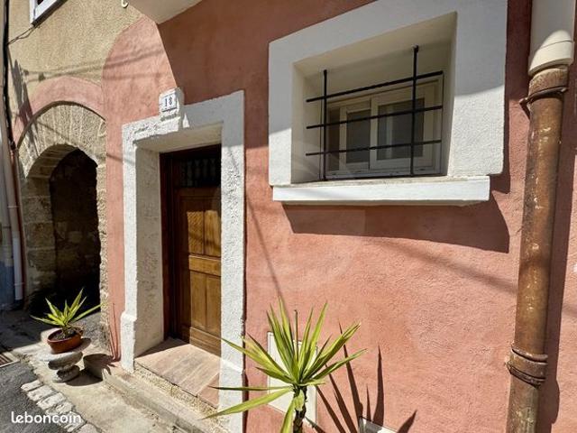 Maison vente à Nîmes, Montagnac