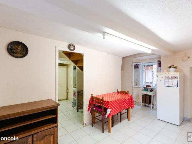 Maison vente à Narbonne, Ornaisons