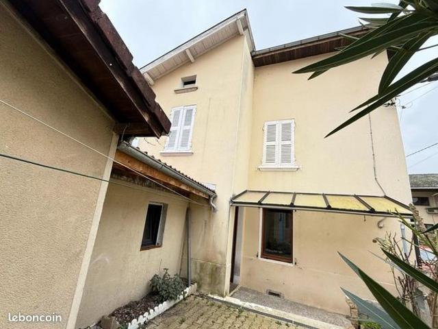Maison vente à Vienne, Roybon