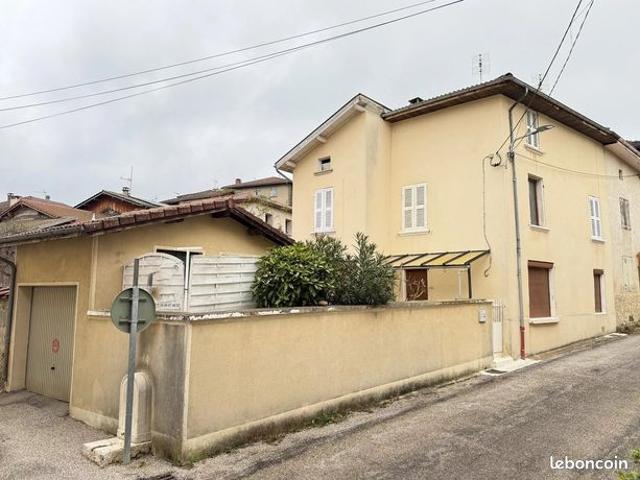 Maison vente à Vienne, Roybon