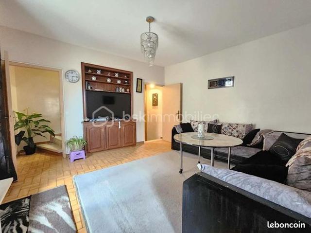 Maison vente à Béziers, Tourbes