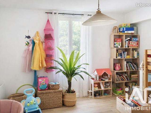 Maison vente à Marseille, Auriol