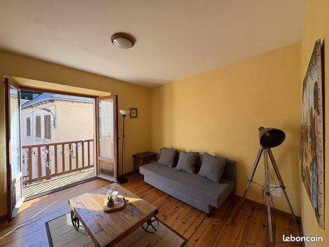 Maison vente à Millau, Ségur