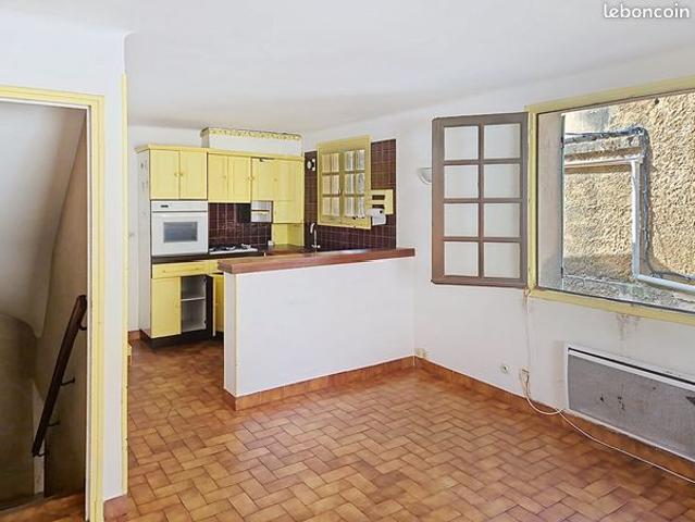 Maison vente à Lirac, Gard