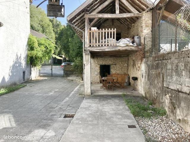 Maison vente à La Tour-du-Pin, La Balme-les-grottes