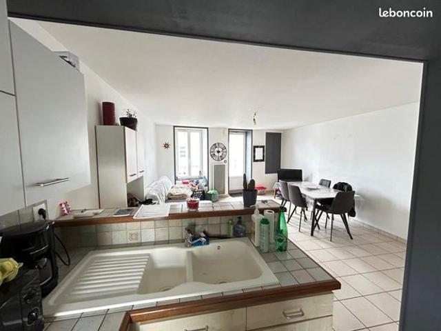 Maison vente à Reffannes, Deux-Sèvres