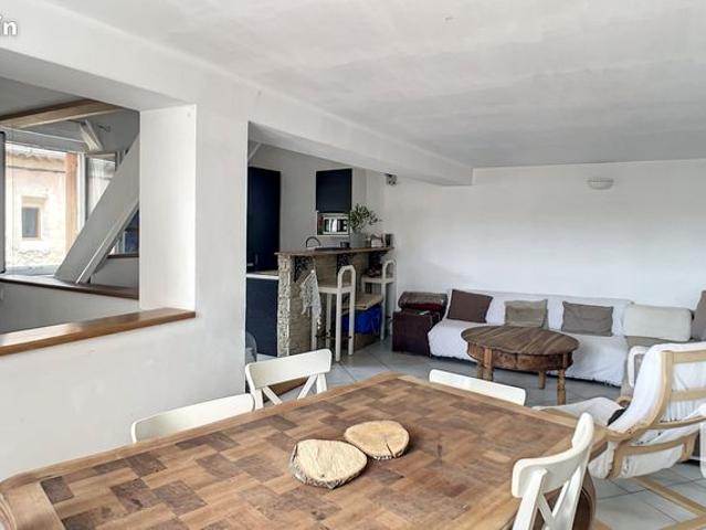 Maison vente à Apt, La Tour-d'aigues
