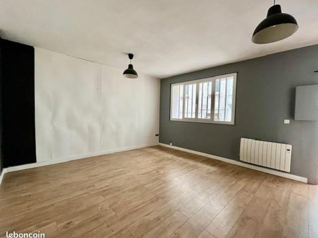 Maison vente à Marseille, Roquevaire