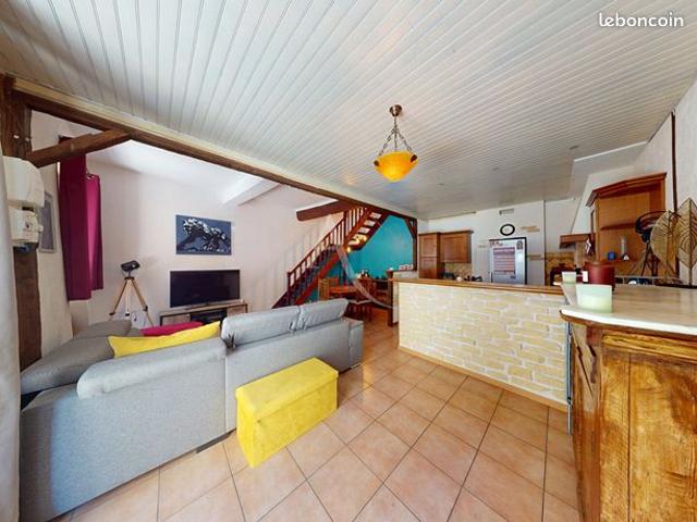 Maison vente à Narbonne, Escales