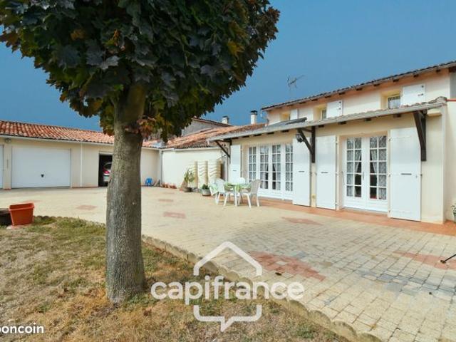 Maison vente à Mazeray, Charente-Maritime