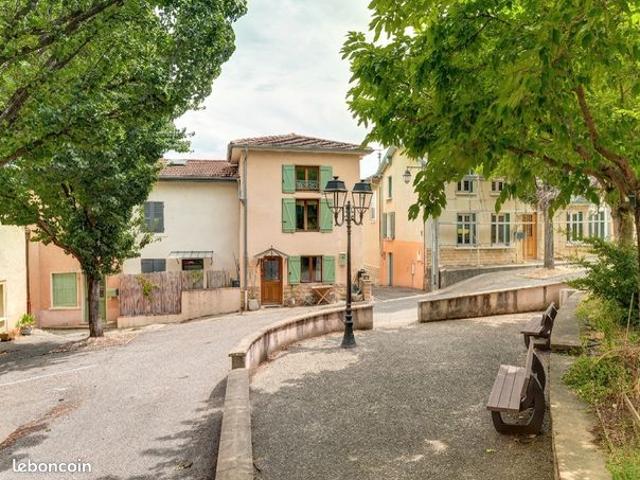 Maison vente à Saint-Symphorien-d'Ozon, Rhône