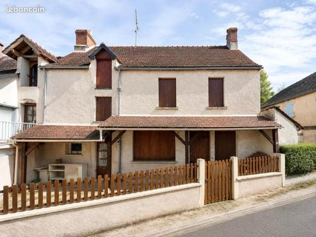 Maison vente à Loches, Chambon