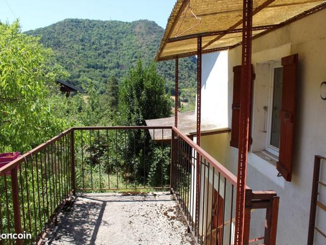 Maison vente à Nantua, Bolozon
