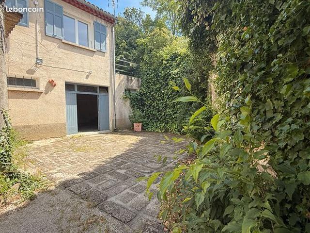Maison vente à Aix-en-Provence, La Roque-d'anthéron