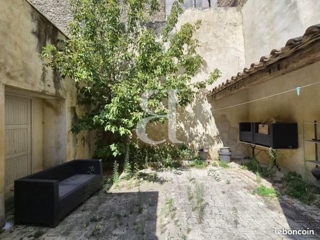 Maison vente à Carpentras, Sainte-cécile-les-vignes