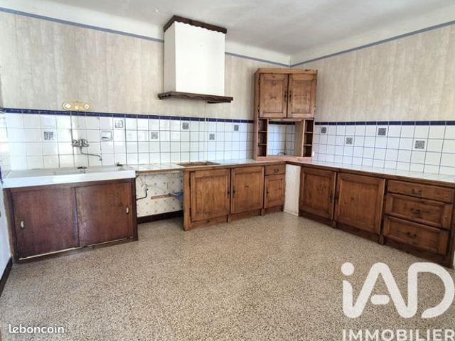 Maison vente à Nîmes, Sabran