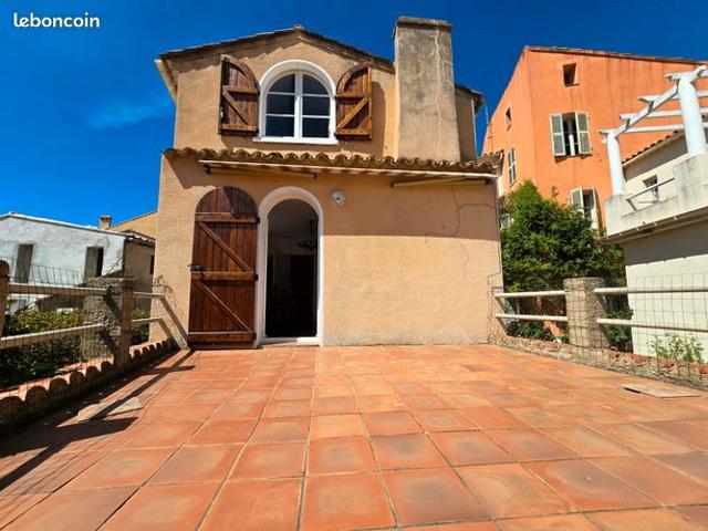 Maison vente à Arrondissement de Toulon, Bormes-les-mimosas
