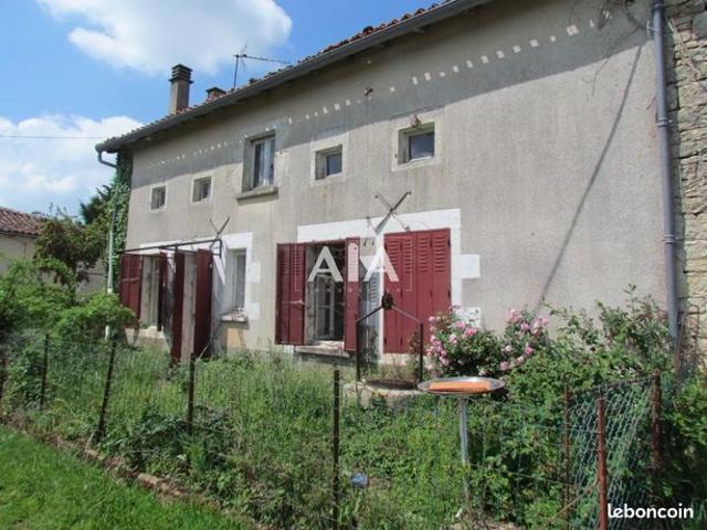 Maison vente à Confolens, Nanteuil-en-vallée
