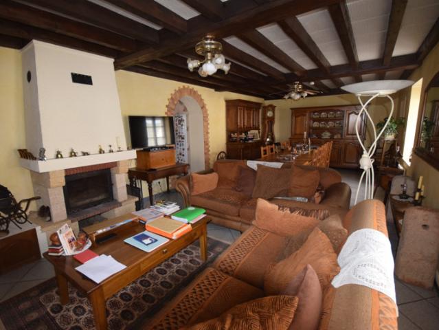 Maison vente à Chalon-sur-Saône, Laives