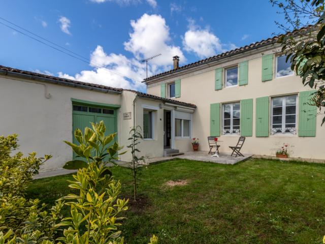 Maison vente à Saintes