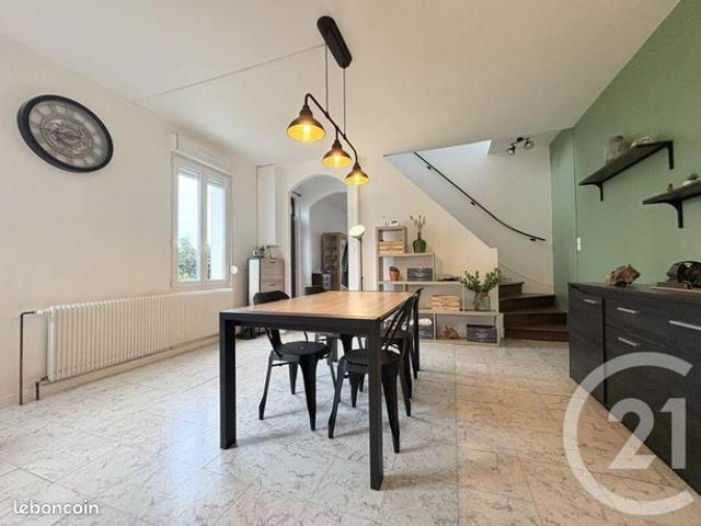 Maison vente à Saint-Quentin, Étreillers