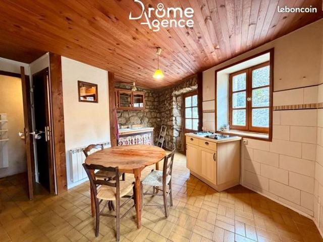 Maison vente à Privas, Saint-julien-du-gua