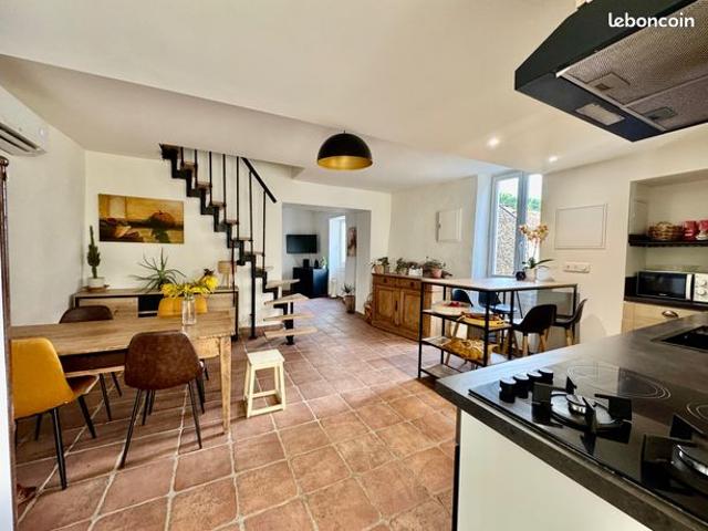 Maison vente à Nîmes, Saint-marcel-de-careiret