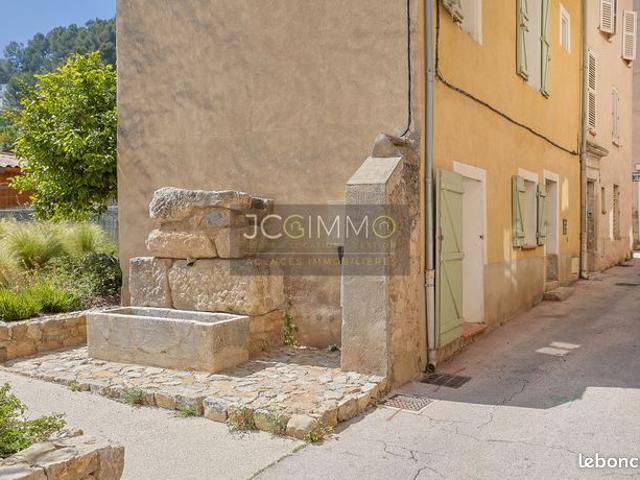 Maison vente à Arrondissement de Toulon, Solliès-toucas