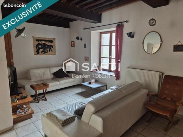Maison vente à Vesoul, Pesmes
