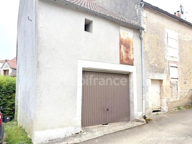 Maison vente à Auxerre, Courgis