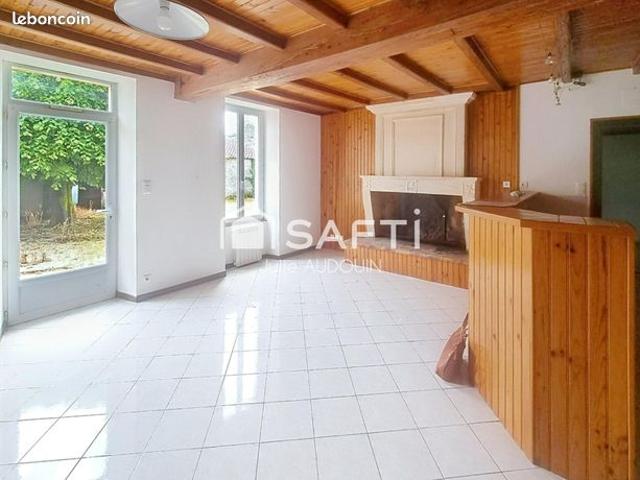 Maison vente à Cognac, Mons