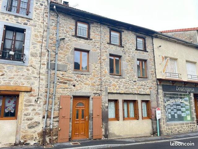 Maison vente à Saint-Flour, Ferrières-saint-mary
