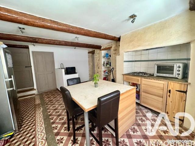 Maison vente à Nîmes, Estézargues