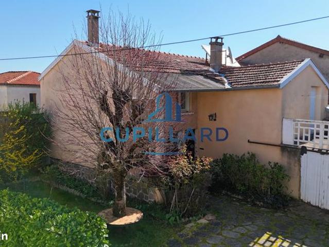 Maison vente à Roanne, Vendranges