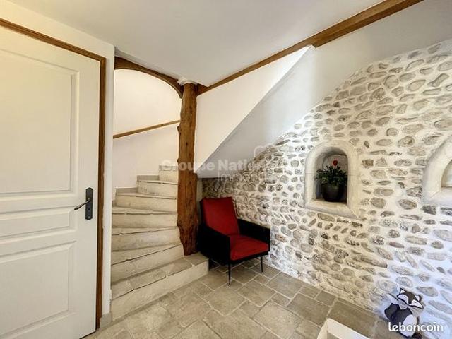 Maison vente à Carpentras, Visan