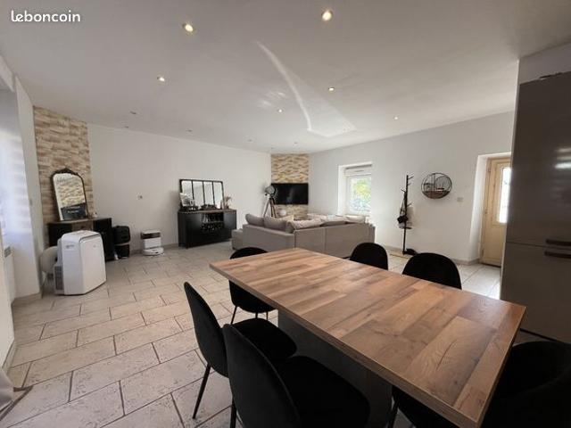 Maison vente à La Tour-du-Pin, Trept