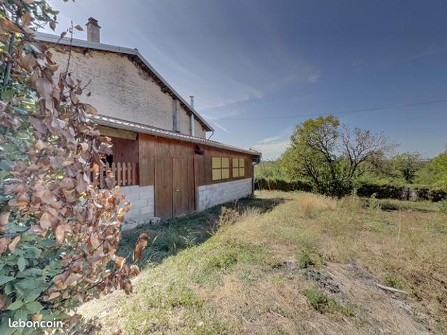 Maison vente à Neufchâteau, Regnévelle