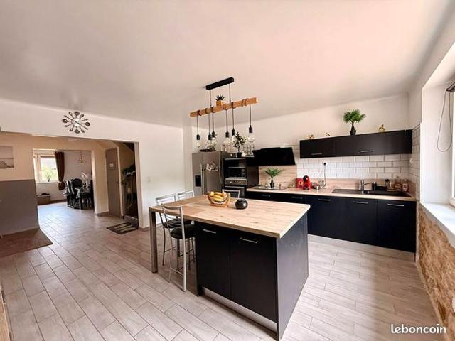 Maison vente à Nancy, Leyr