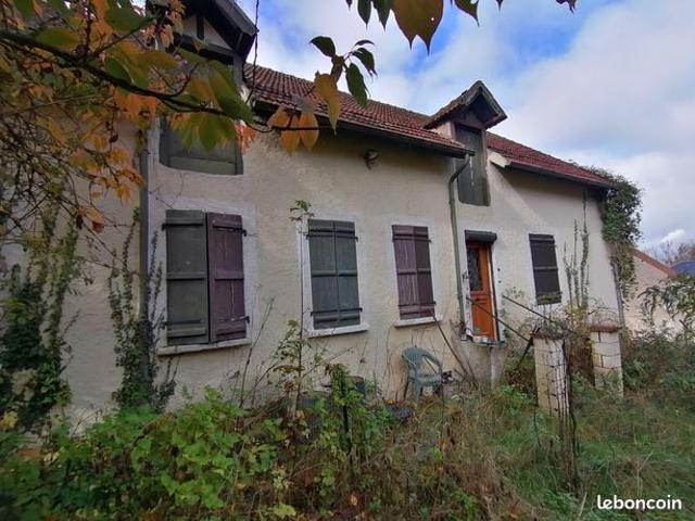 Maison vente à Vichy, Chavroches